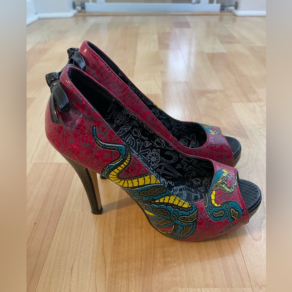 Iron Fist Snakes Heels